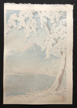 Load image into Gallery viewer, 【Genuine guarantee】　Kawase Hasui, Tago Bay
