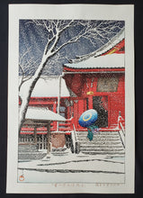Load image into Gallery viewer, 【Guaranteed genuine】Kawase Hasui, Snow at Kiyomizu Hall, Ueno 1929
