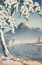 Load image into Gallery viewer, 【Genuine guarantee】　Kawase Hasui, Tago Bay
