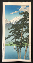 Load image into Gallery viewer, 【Genuine guarantee】　Kawase Hasui, Lake Kawaguchi
