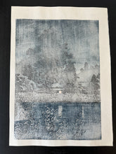 Load image into Gallery viewer, 【Genuine guarantee】 Kawase Hasui 　Rain at Omiya 1930
