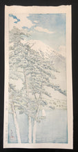 Load image into Gallery viewer, 【Genuine guarantee】　Kawase Hasui, Lake Kawaguchi
