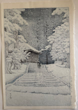 Load image into Gallery viewer, 【Genuine guarantee】Kawase Hasui, HALL OF THE GOLDEN HUE,HIRAIZUMI 
