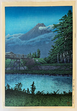 Load image into Gallery viewer, 【Genuine guarantee】 Kawase Hasui Mt.Fuji from Tagonoura Bridge 1930 
