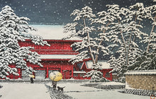 Load image into Gallery viewer, 【Genuine guarantee】 Kawase Hasui, Snow at Zojo Temple, 1929
