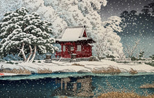 Load image into Gallery viewer, 【Genuine guarantee】 Kawase Hasui, Snow at Inokashira Benten shrine precinct, 1929
