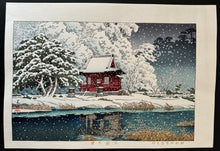 Load image into Gallery viewer, 【Genuine guarantee】 Kawase Hasui, Snow at Inokashira Benten shrine precinct, 1929
