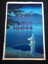 Load image into Gallery viewer, 【Guaranteed genuine】Kawase Hasui  Starlit Night, Miyajima
